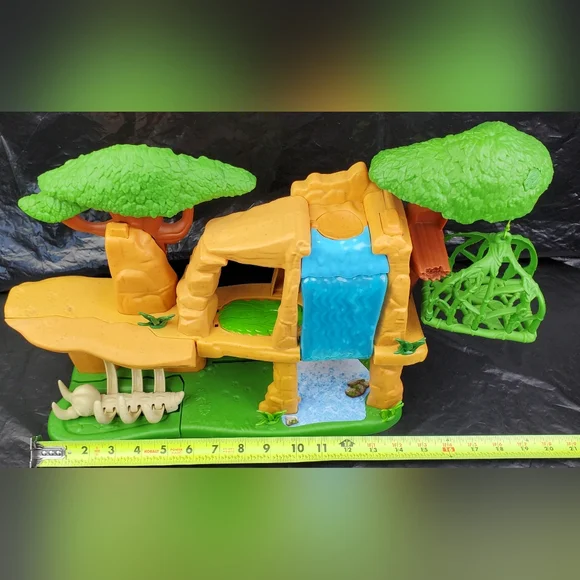 Just Play Disney Lion Guard Defend the Pride Lands Playset WORKS NO FIGURES GUC - Picture 11 of 11